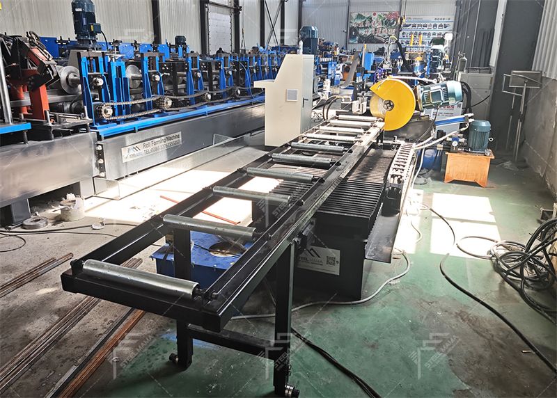 Metal Square Tube Making Machine Metal Square Tube Making Machine