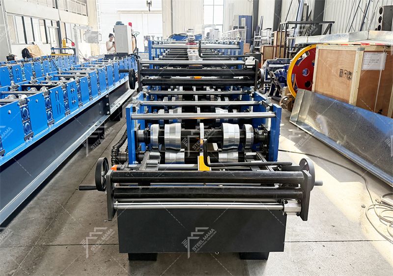 Steel Roof Ridge Cap Roll Forming Machine Steel Roof Ridge Cap Roll Forming Machine