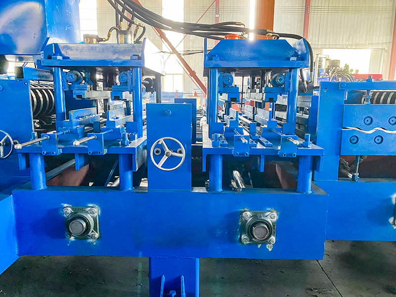 steel c z purlin frame roll forming machine