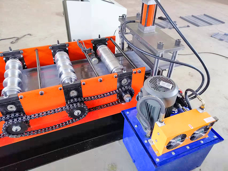 hydraulic roof panel standing seaming machine