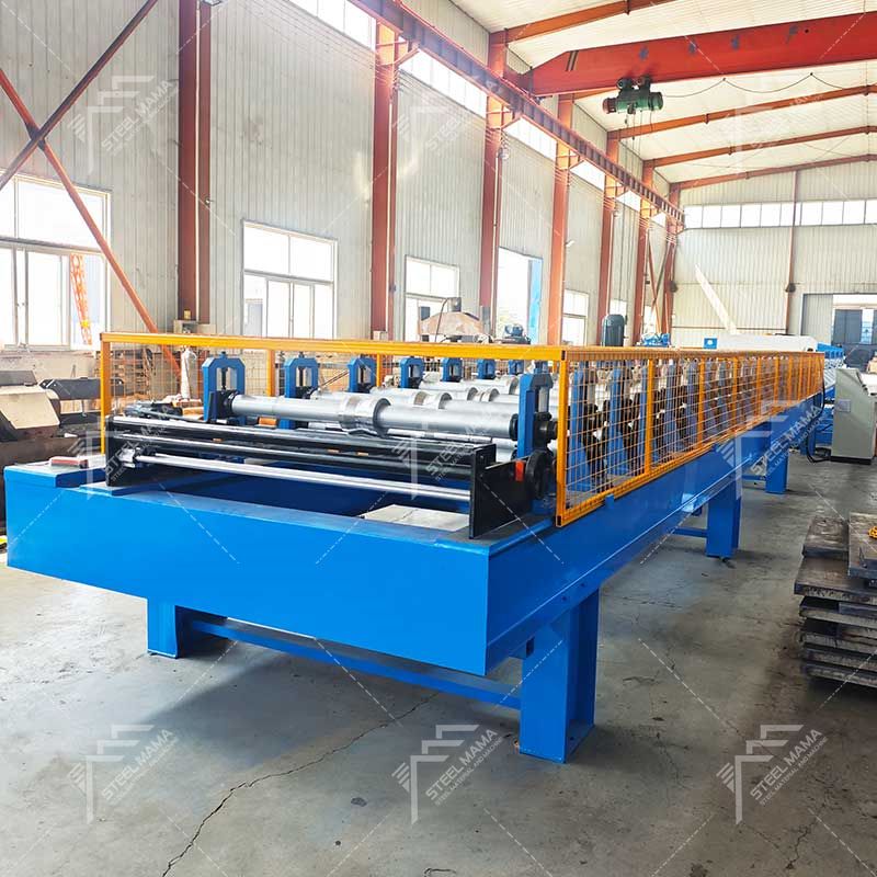 Steelmama Produce High Quality 1000 Metal Trapezoidal Panel Roll Forming Machine for Russian