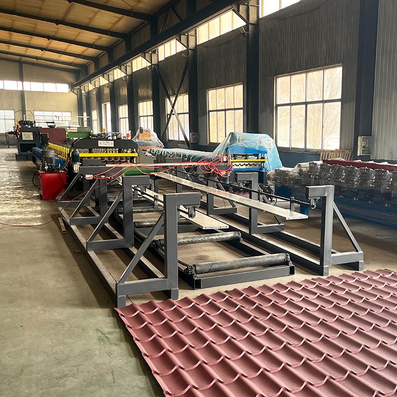 Russian Popular Full Automatic 1100 Glazed Tile with Gear Box Driveroof Sheet Machine