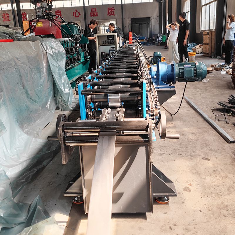 Spain Popular Custom Design Full Automatic High Precision C Stud Roll Forming Machine