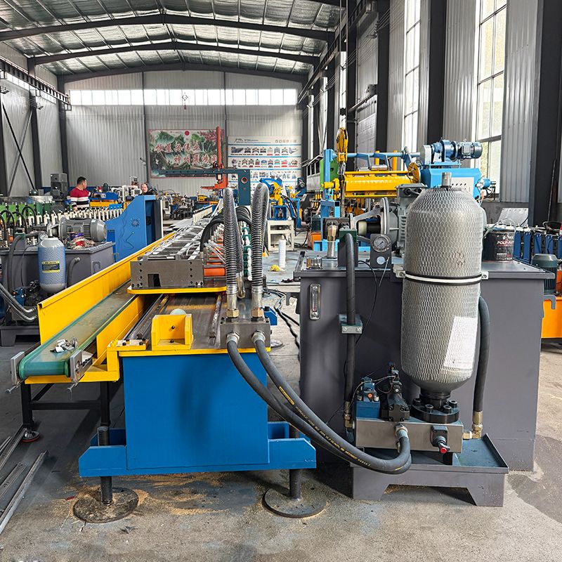 India Popular Factory Supply Custom Design High Precision Main T Grid Roll Forming Machine for Metal Sheets