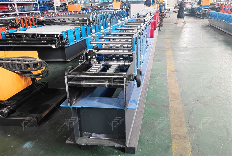 Square Tube cold roll forming machine 