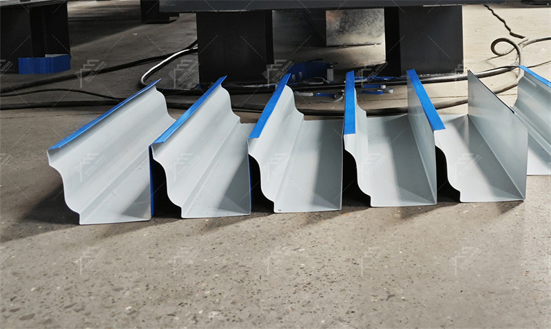 Gutter Roll Forming Machine.jpg