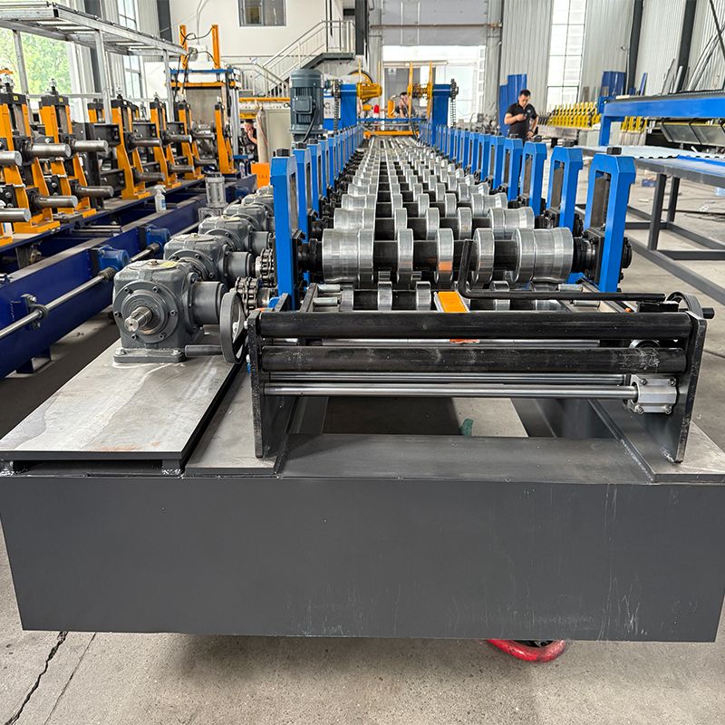 Custom Design New Technology Australia Type Shutter Door Machine for Mexico