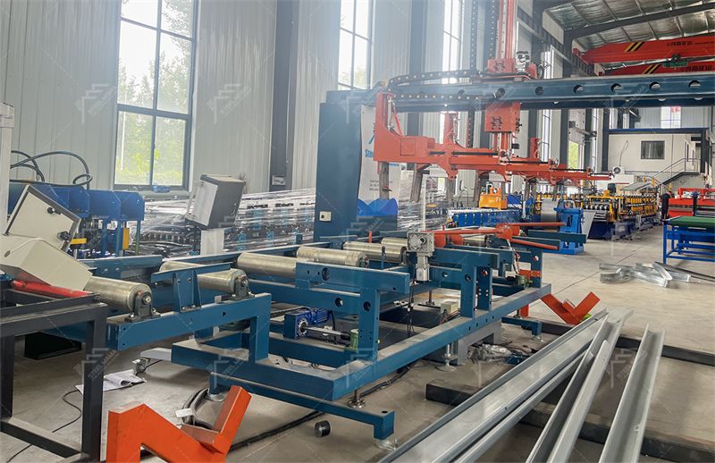 Metal Purlin Machine