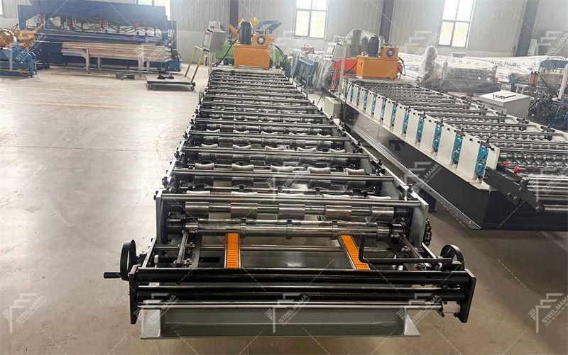 Trapezoidal roll forming machine for sale.jpg