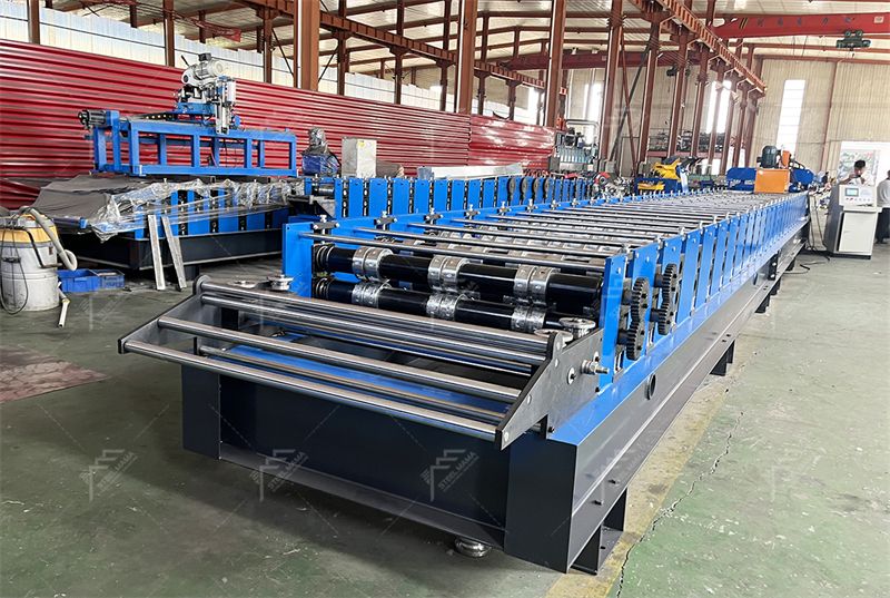 floor deck plate machine