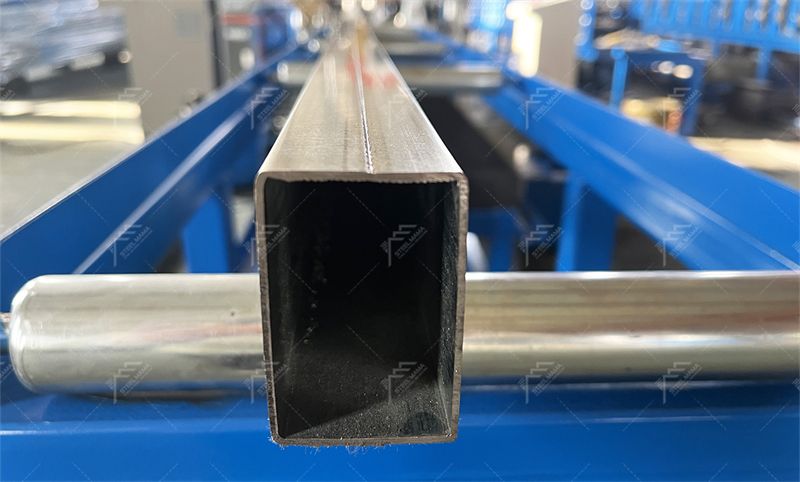 Square Tube cold roll forming machine 