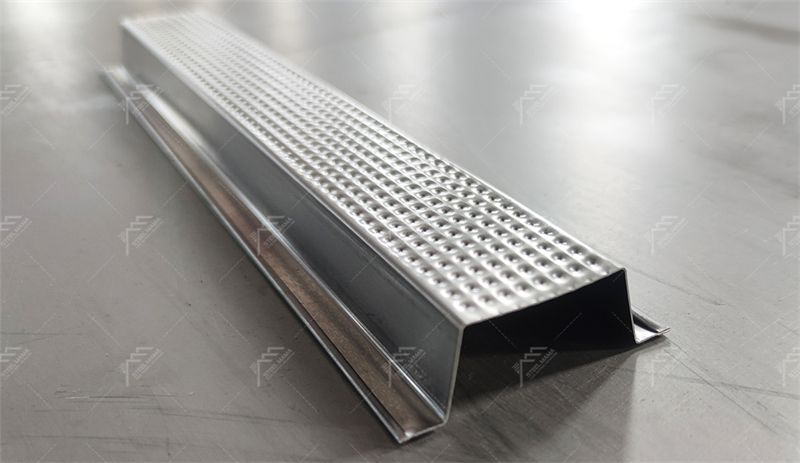 &Omega; furring channel