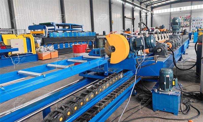 Square Tube steel roll forming machine 