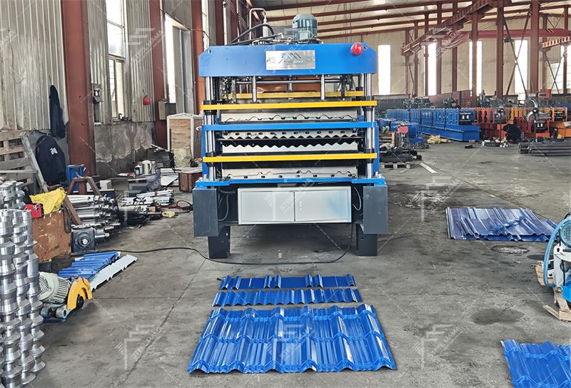 Three Layer Roofing Sheet Machine