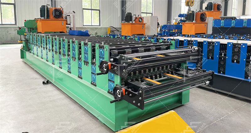 840 Trapezoidal roof sheet Machine