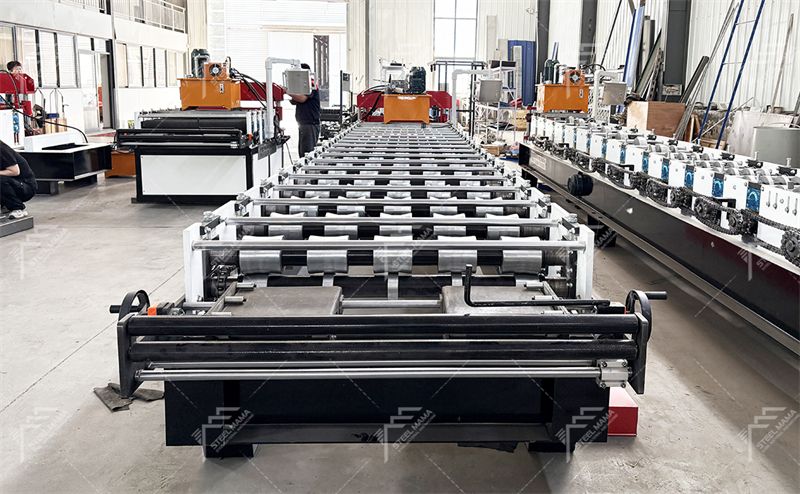 trapezoidal roofing Machine.jpg
