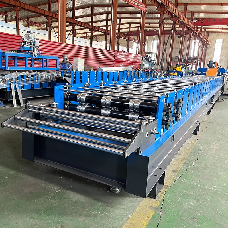 Ecuador Popular Full Automatic High Quality Decking Floor Roll Forming Machine