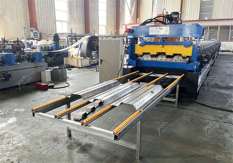 floor deck roll forming machine factory