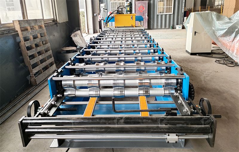 Metal 840 Trapezoidal Machine