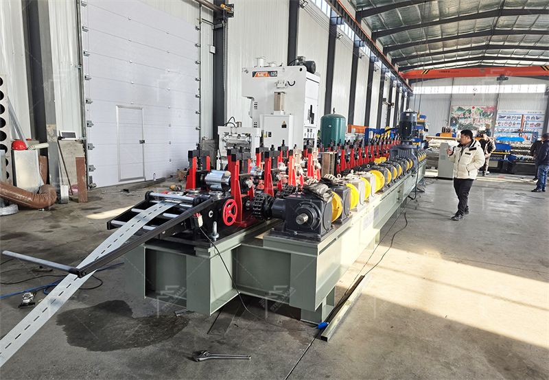 Solar Rack Machine