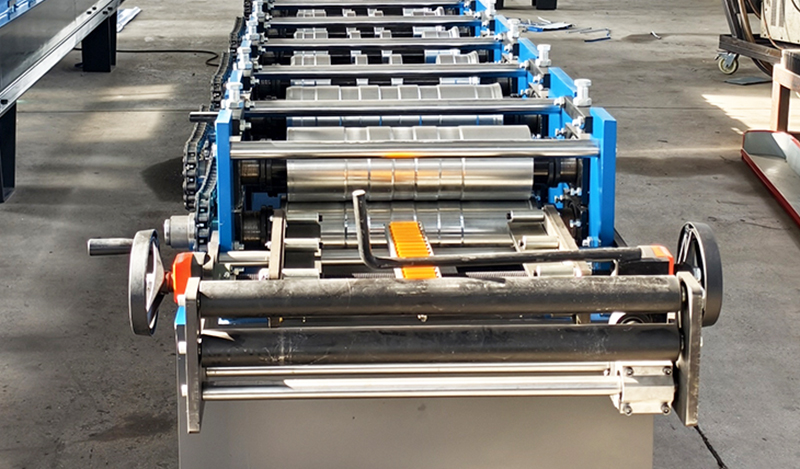 self locking simple machine