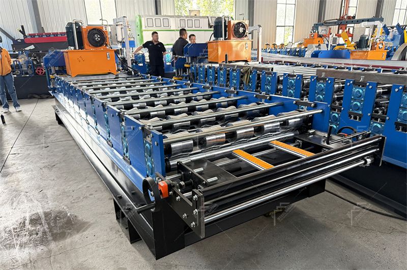 Metal tile machine