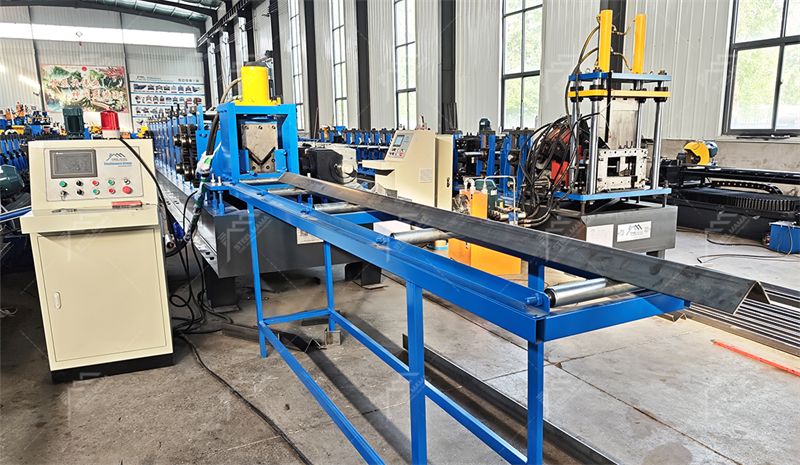 Metal L Angel bar Roll Forming Machine.jpg