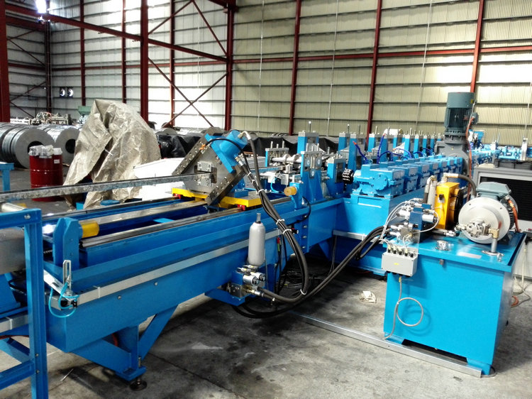 C purlin roll forming machine