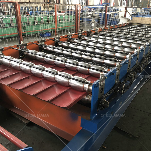 Hydraulic Pressing Metal Roofing Tile Roll Forming Machine For Construction Building Material 