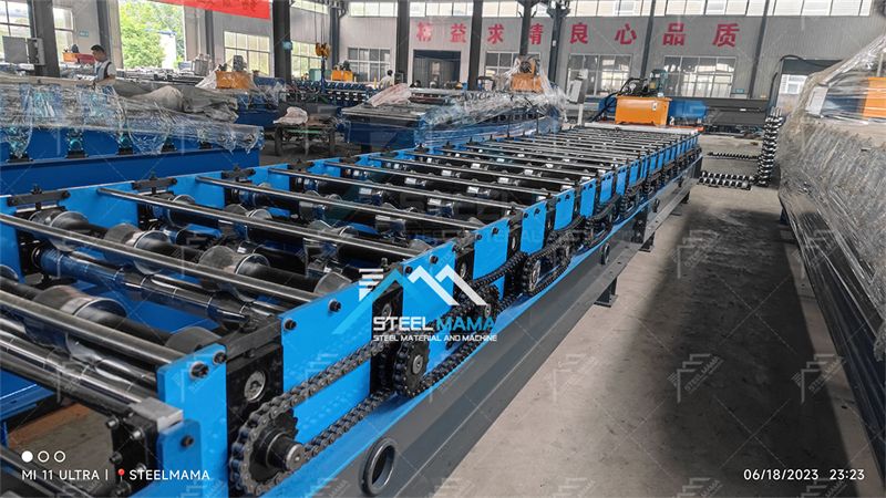 TR4 metal roof panel roll forming machine