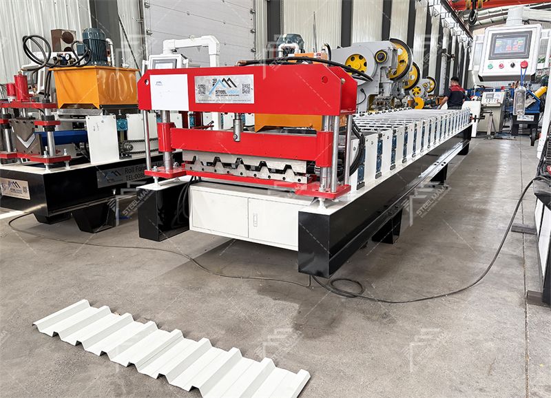 trapezoidal roof roll forming machine.jpg
