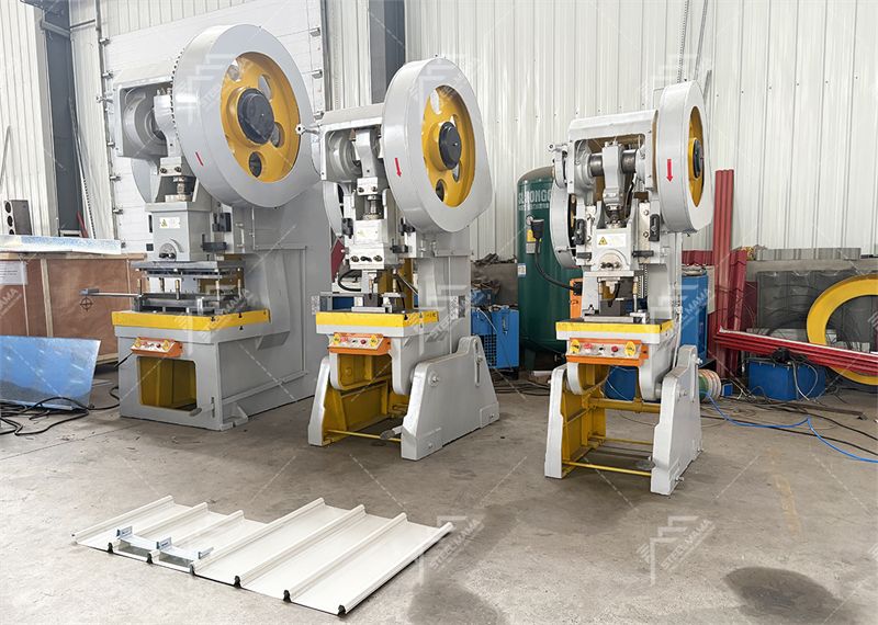 Snap Lock Stamping Machine 