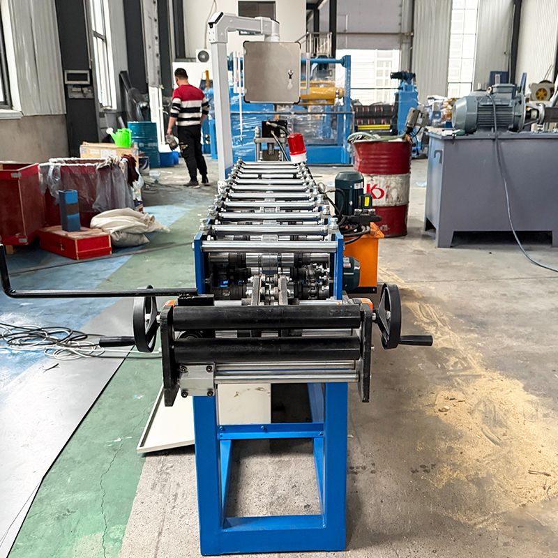 India Popular Custom Design Full Automatic Effective L Angle Iron Roll Forming Machine