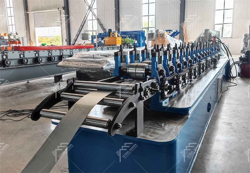 c profile steel roll forming machine