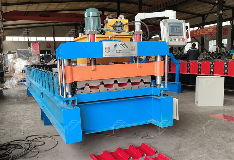 High-Speed 686 Trapezoidal Roofing Machine