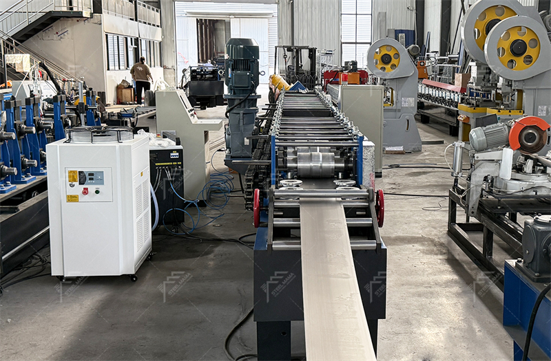 door frame forming machine