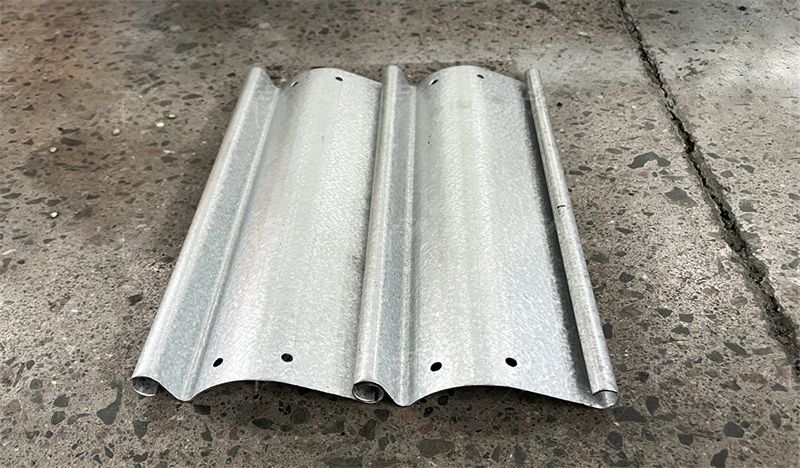 Roller door roll forming machine