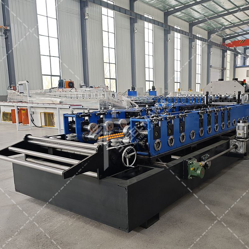 Mexico Popular Fully Automatic Thickness Adjustable Storage Shelf Panel Roll Forming Machine