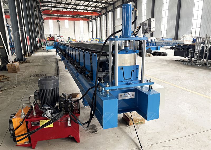 gutter forming machine