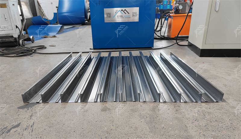 C channel roll forming machine